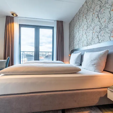 Aparthotel Maseven Frankfurt Messe