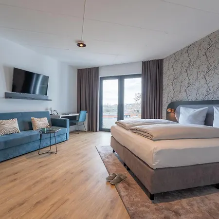 Maseven Frankfurt Messe 아파트호텔 4*